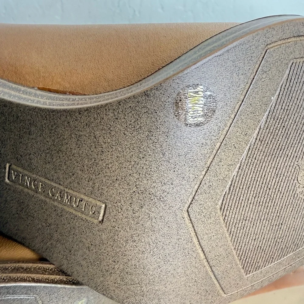 NEW Vince Camuto Gidgeta Burnished Golden Walnut‎ Leather Bootie Women’s Size 12